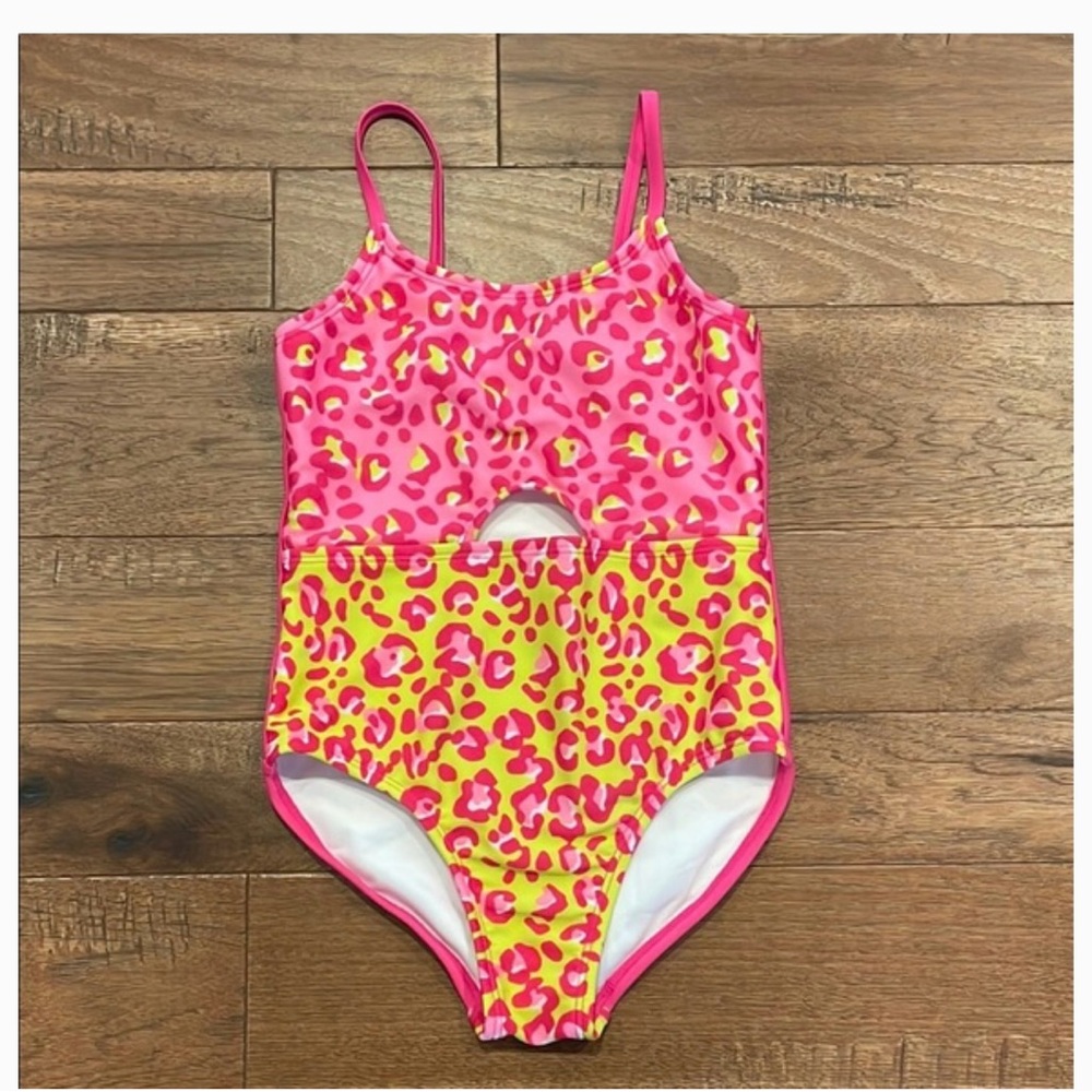 NWT cat & jack Kids Pink and Yellow Leopard Print Swimsuit size M(8)